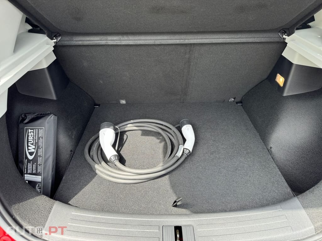 MG ZS EV Luxury