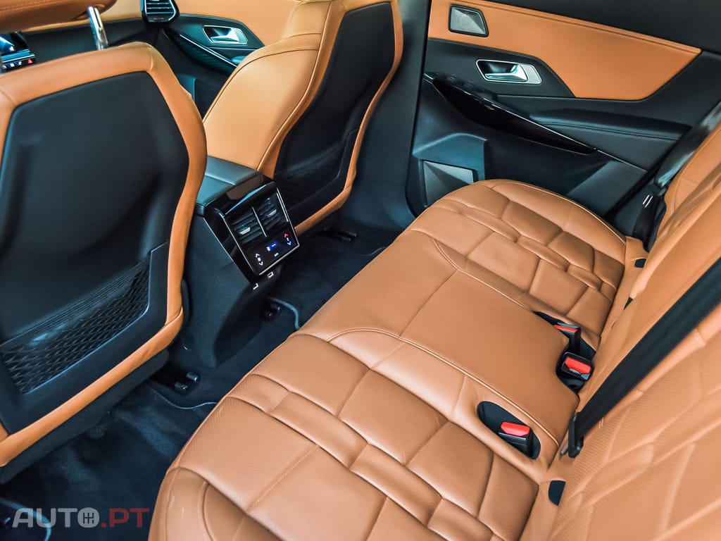 DS DS7 Crossback E-Tense Rivoli EAT8