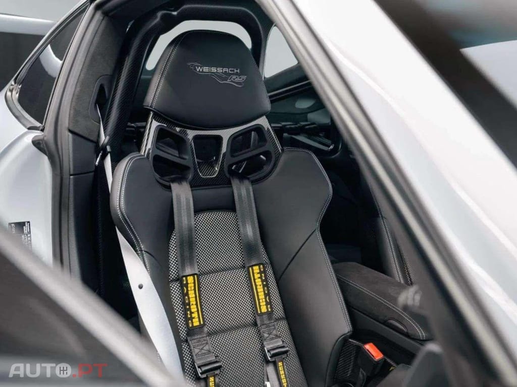 Porsche 992 GT3 RS/WEISSACH/PCCB