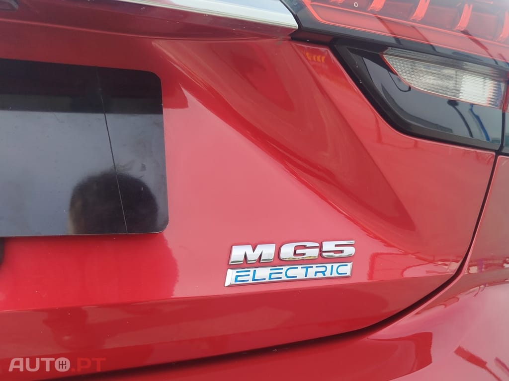 MG MG5 61 kWh Luxury
