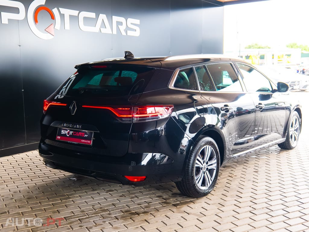 Renault Mégane Sport Tourer 1.5 Blue dCi Intens