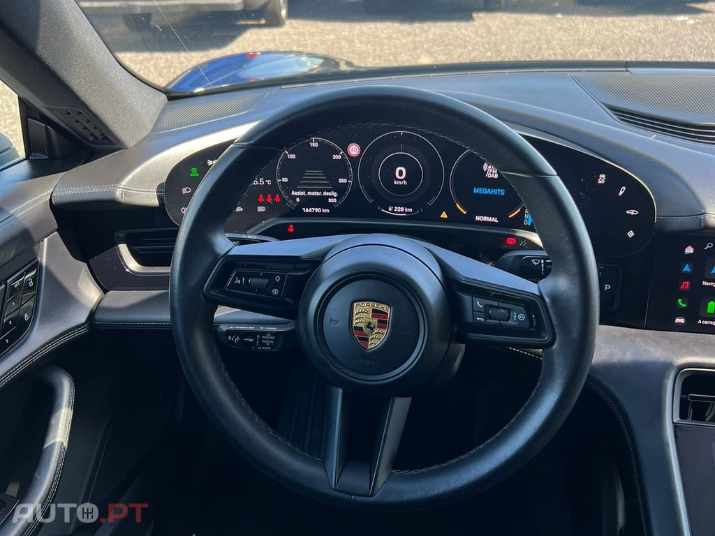 Porsche Taycan 4S