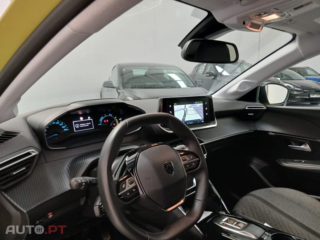 Peugeot E-208 50 kWh Style