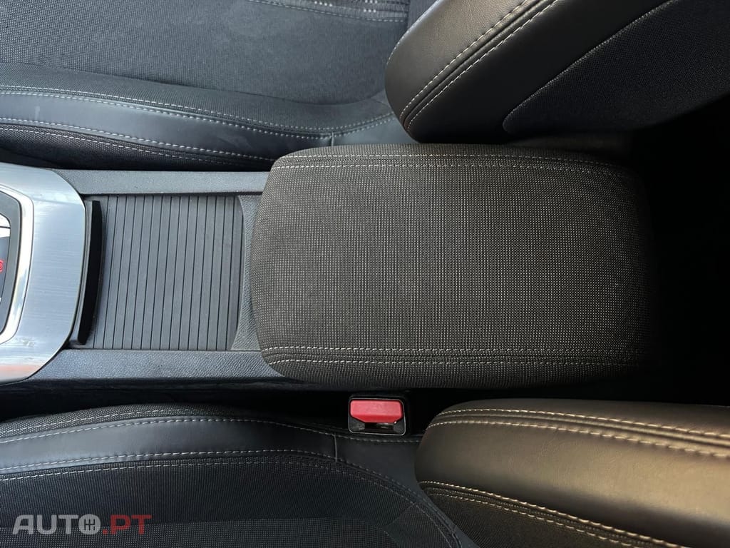 Peugeot 308 SW 1.6 HDI ALLURE 