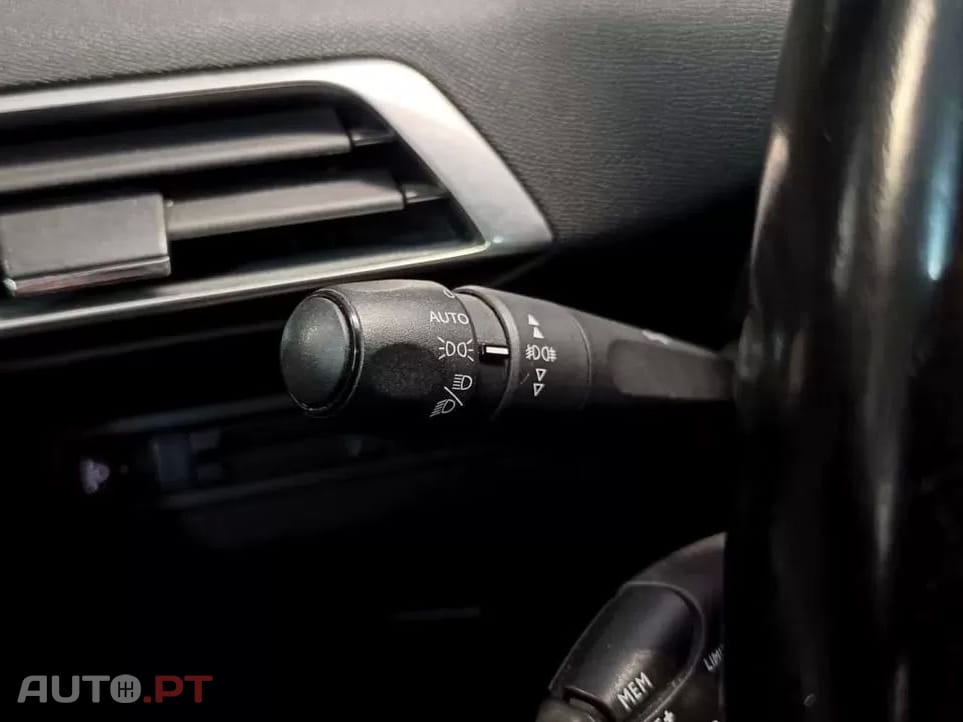 Peugeot 3008 1.6 BlueHDi Active
