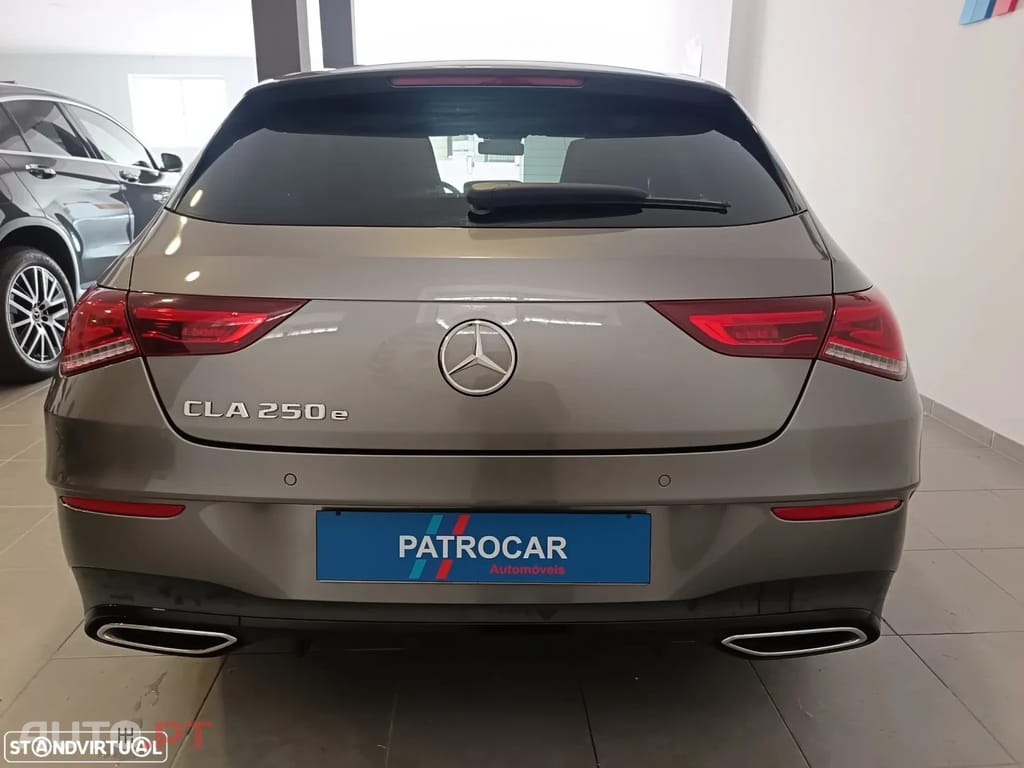 Mercedes-Benz CLA 250 e Shooting Brake AMG Line
