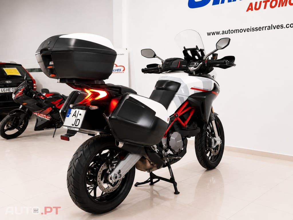 Ducati Multistrada 950 S  GP White