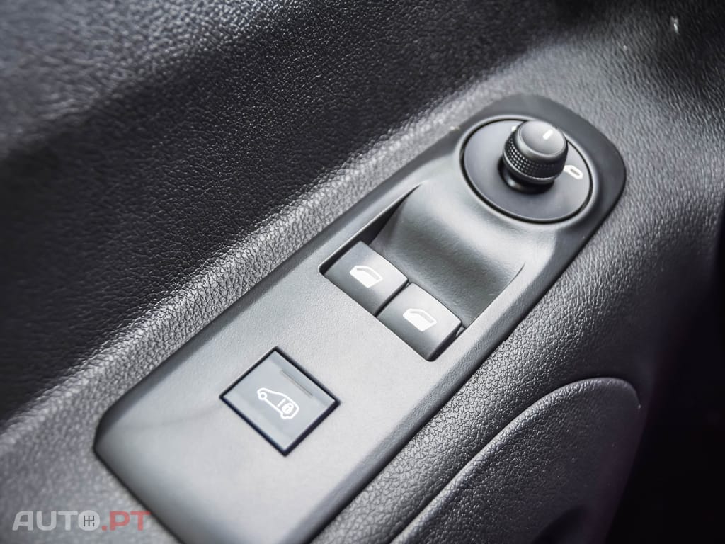 Peugeot Partner 1.5 BlueHDi Asphalt Standard