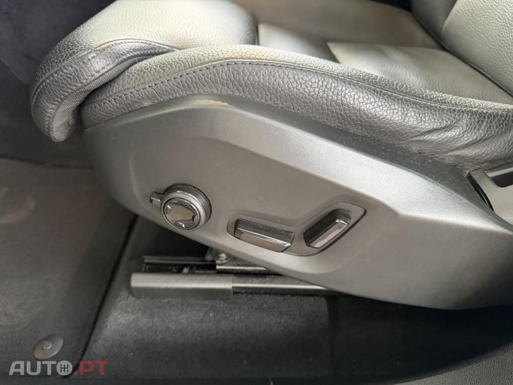 Volvo XC60 T8 Twin Engine AWD Geartronic Inscription