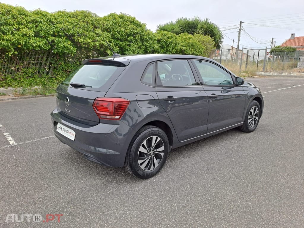 Volkswagen Polo 1.0 Confortline