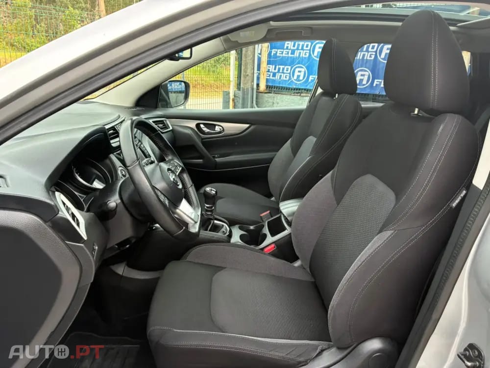 Nissan Qashqai 1.3 DIG-T N-Connecta