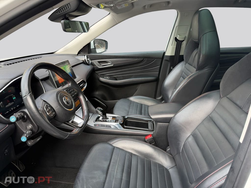 MG EHS PHEV Hybrid Luxury I.V.A DEDUTIVEL