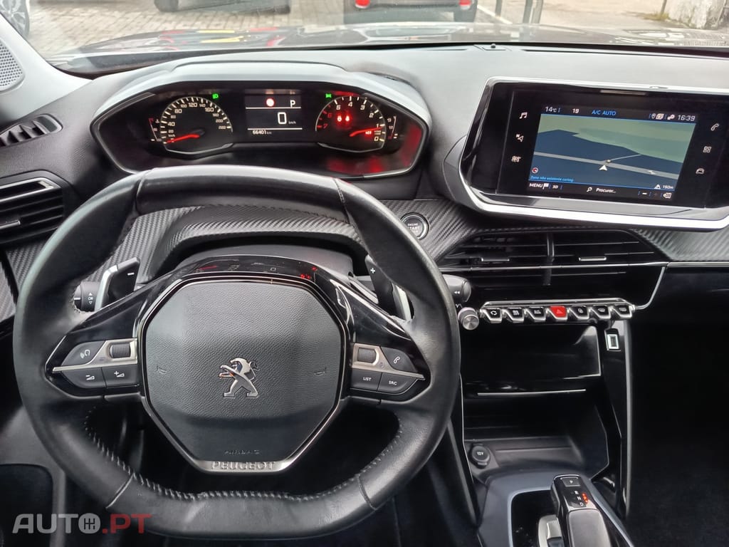 Peugeot 2008 1.2 PureTech Allure Pack EAT8