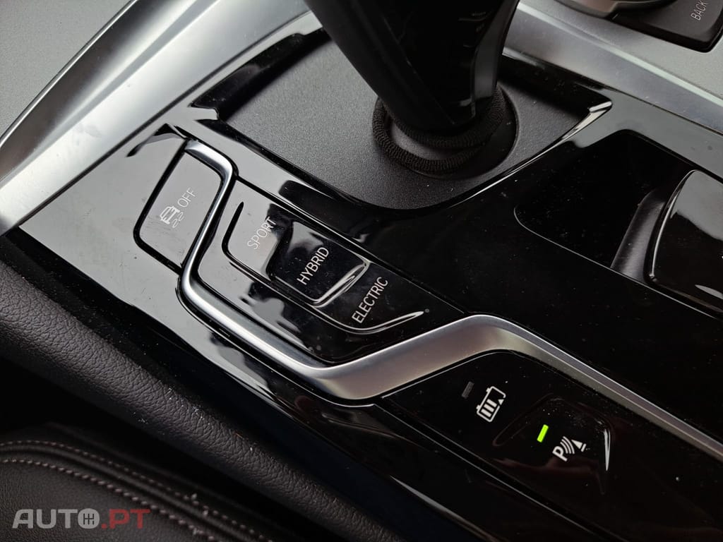 BMW 530 e Pack Desportivo M