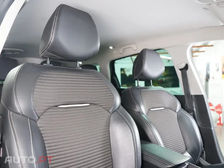 Renault Grand Scénic ENERGY TCe 130 INTENS