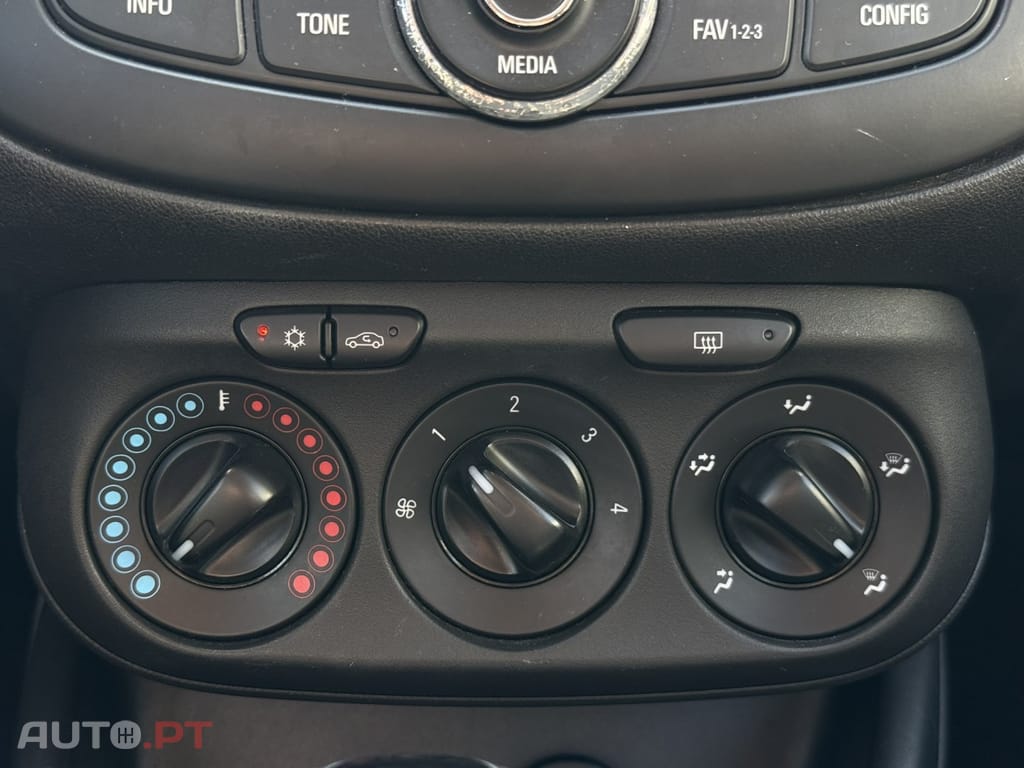 Opel Corsa 1.4 Enjoy Easytronic