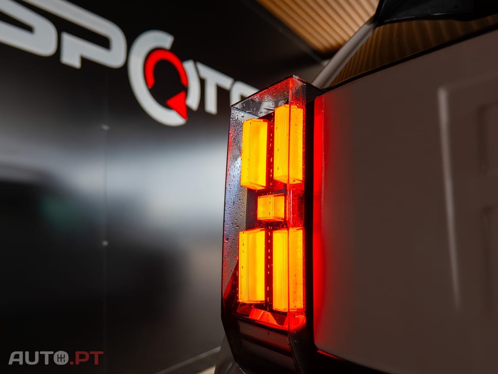 Fiat Grande Panda 1.2 Hybrid La Prima eDCT