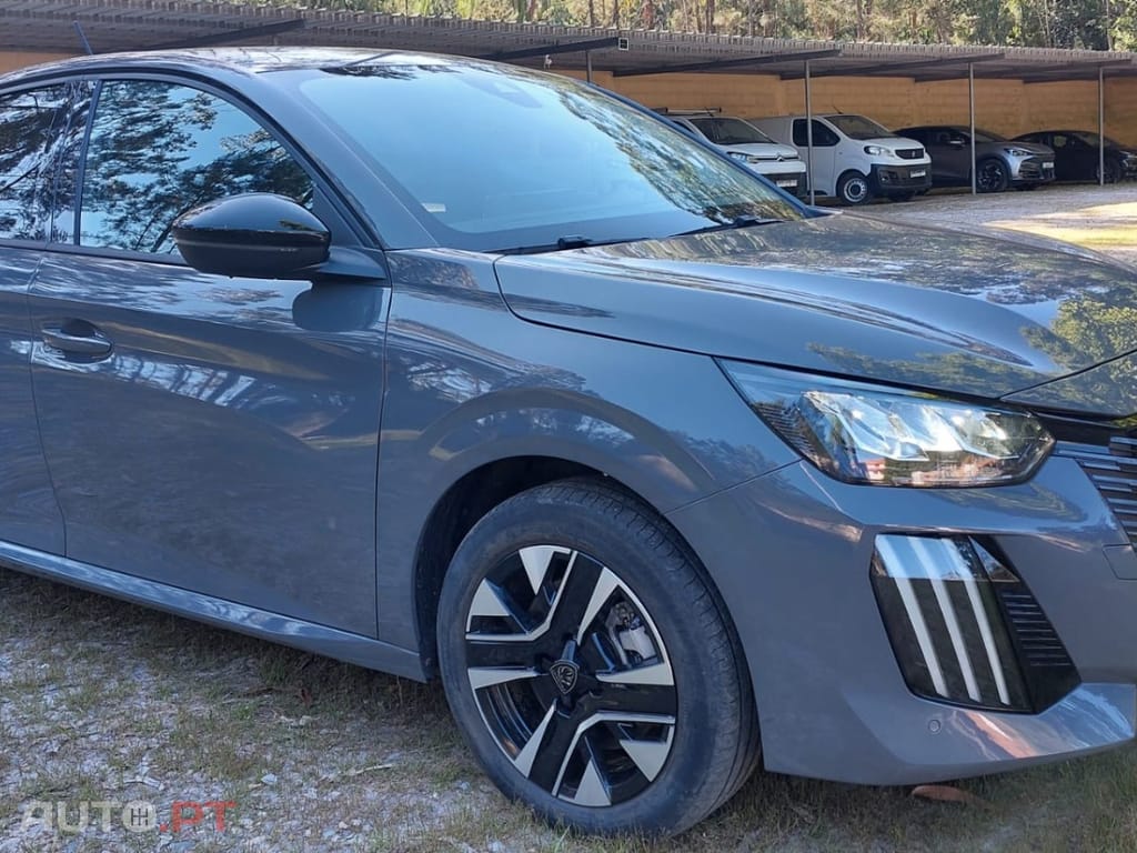 Peugeot E-208 50 kWh Style