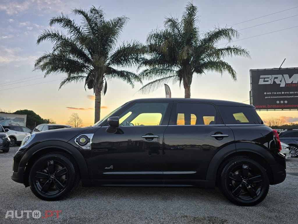 MINI Countryman Cooper SE Premium Essential Auto