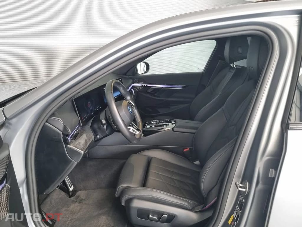 BMW i5 eDrive40 Pack Desportivo M Pro