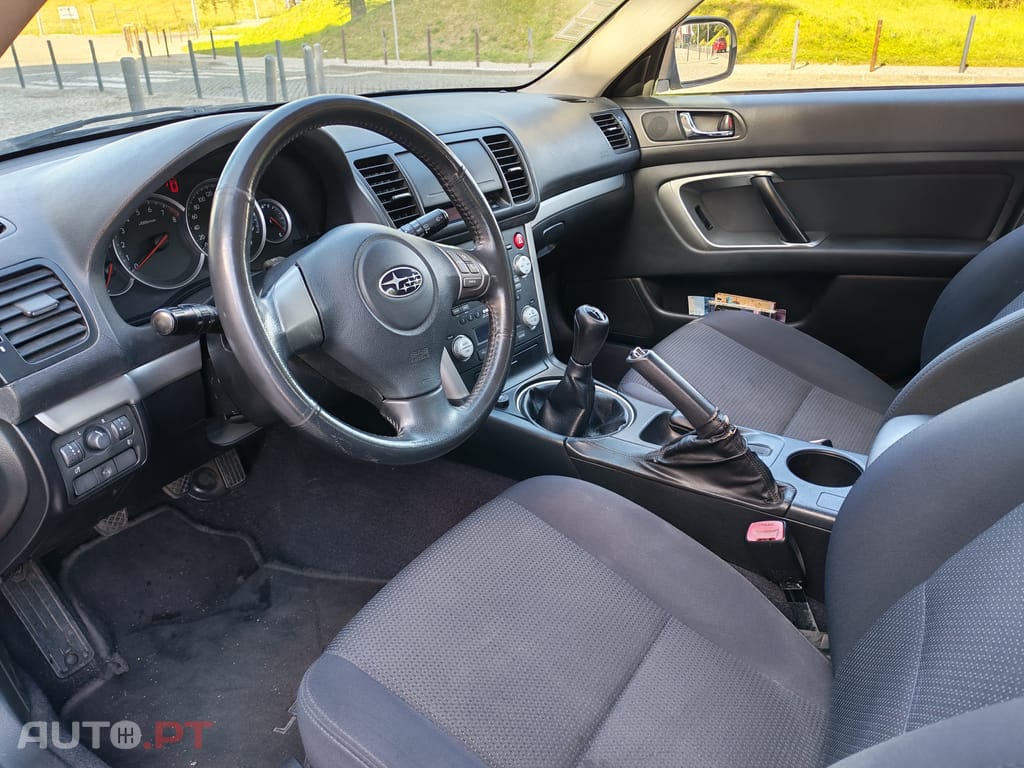 Subaru Legacy Station Wagon Bi Fuel 2.0R