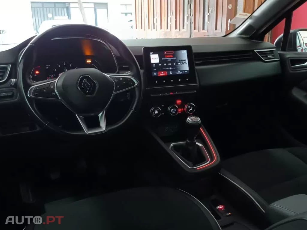 Renault Clio 1.0 TCe Techno Bi-Fuel