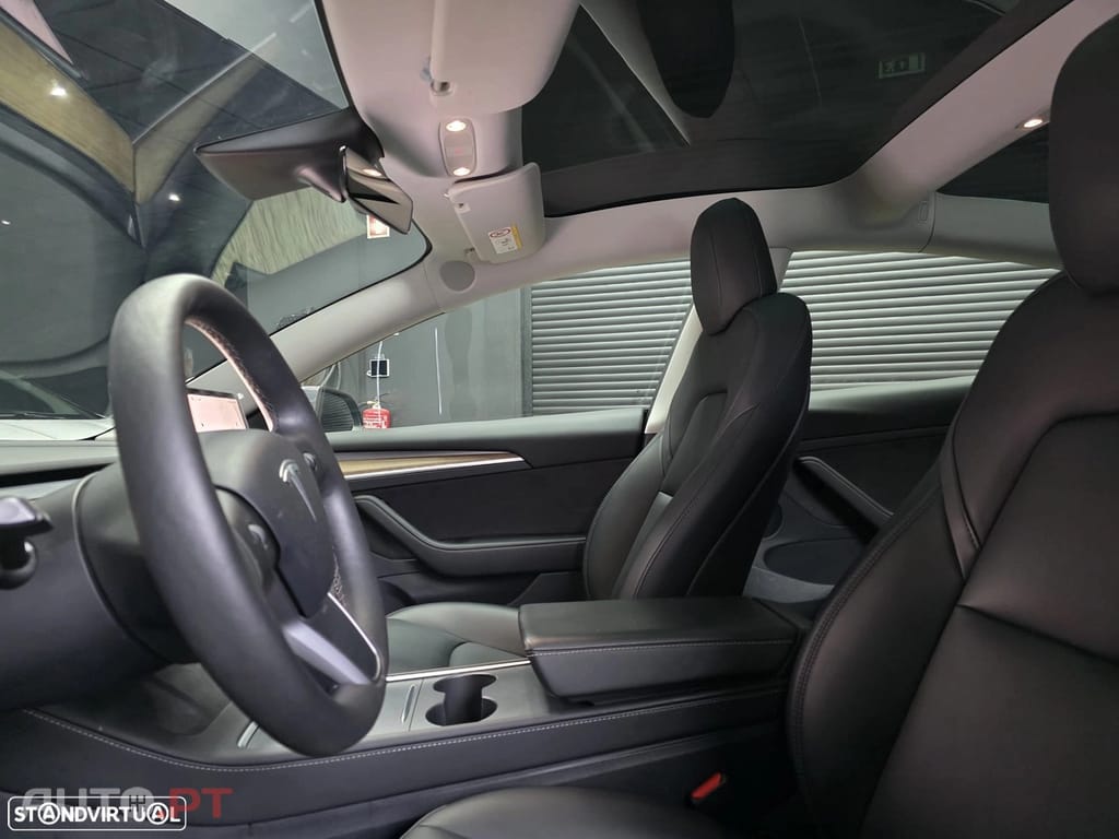 Tesla Model 3 Standard Range Plus RWD