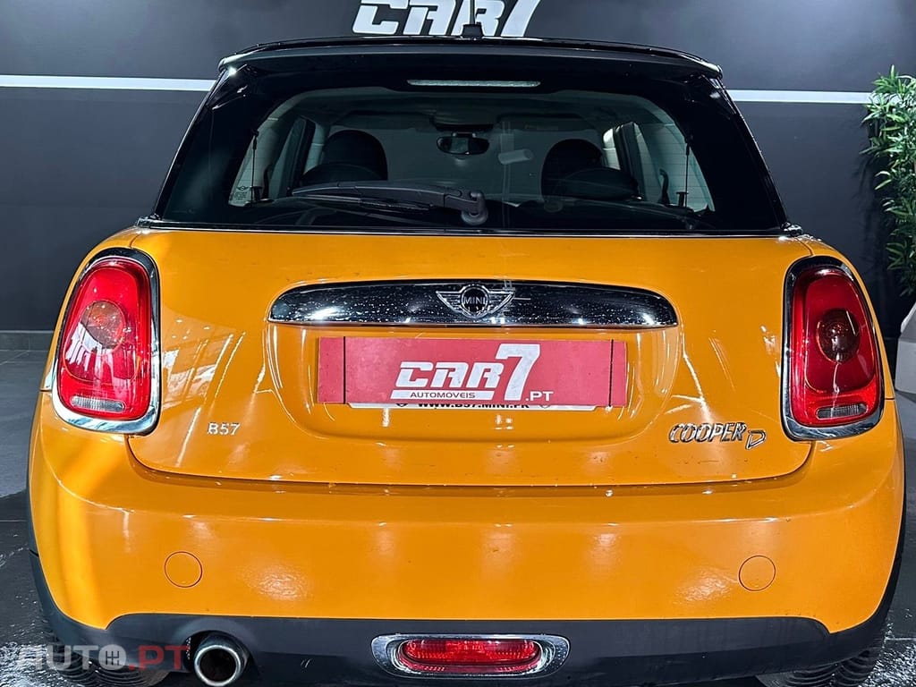 MINI Cooper Cooper D