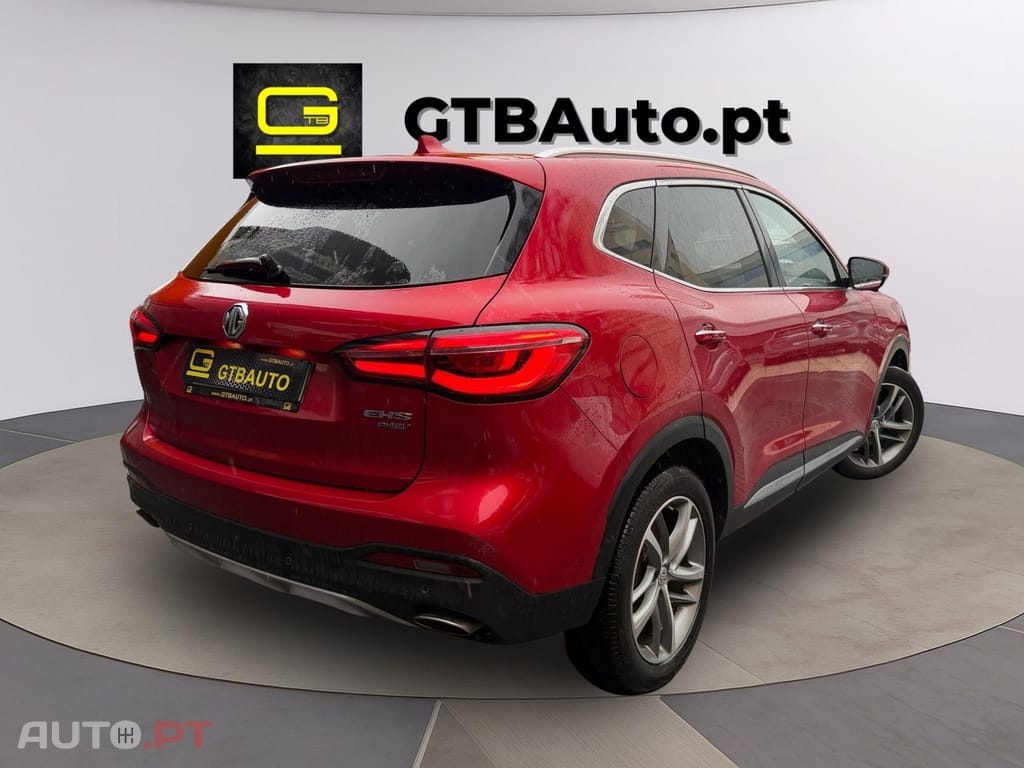 MG EHS PHEV Hybrid Luxury