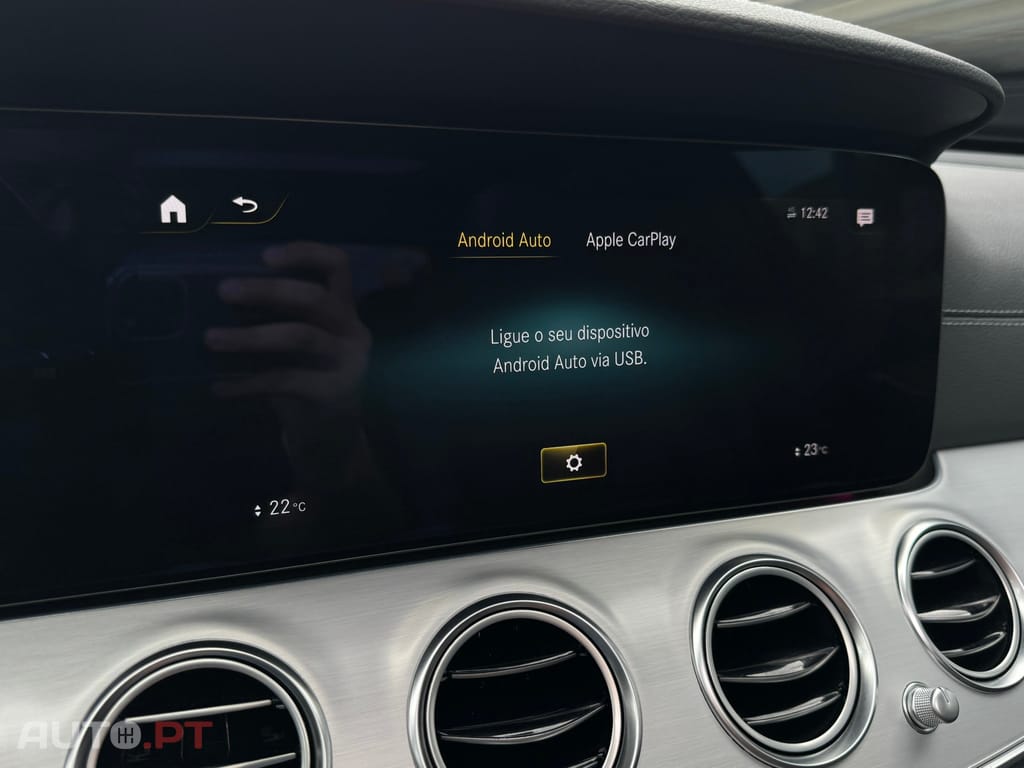 Mercedes-Benz E 300 e AMG Line