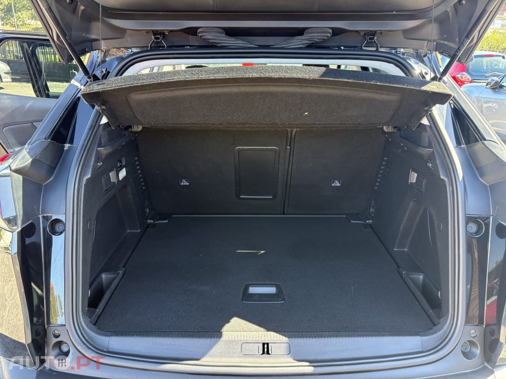 Peugeot 3008 1.2 PureTech Allure EAT8