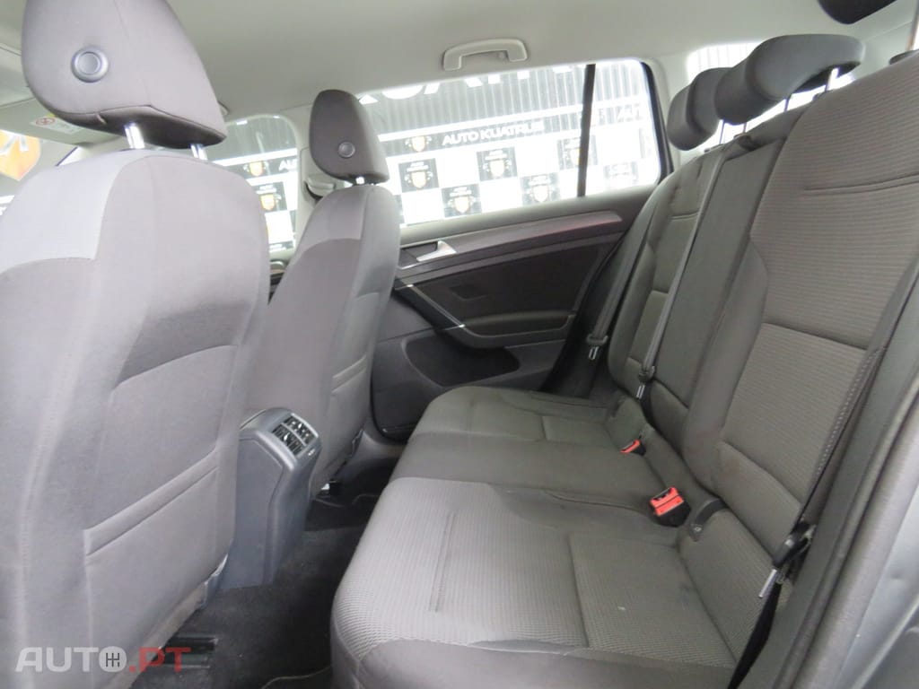 Volkswagen Golf Variant 1.6 TDi Confortline