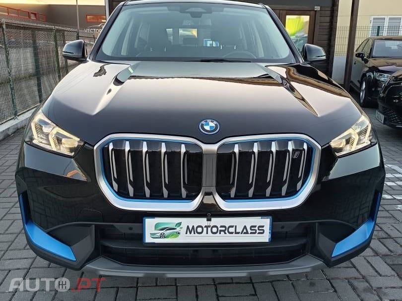 BMW iX1 xDrive30