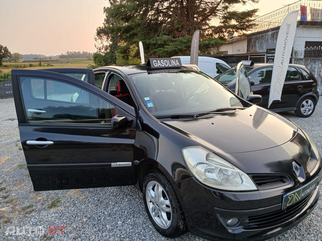 Renault Clio 1.2 16v Rip Curl
