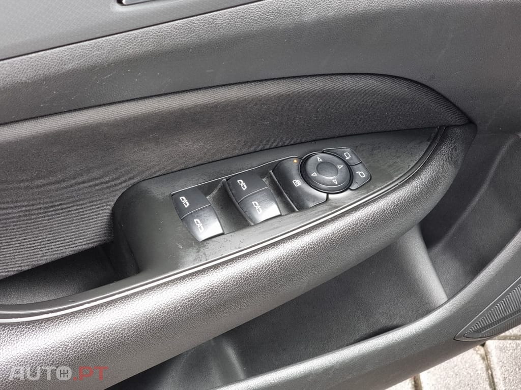 Opel Insignia 1.6 CDTi Business Edition