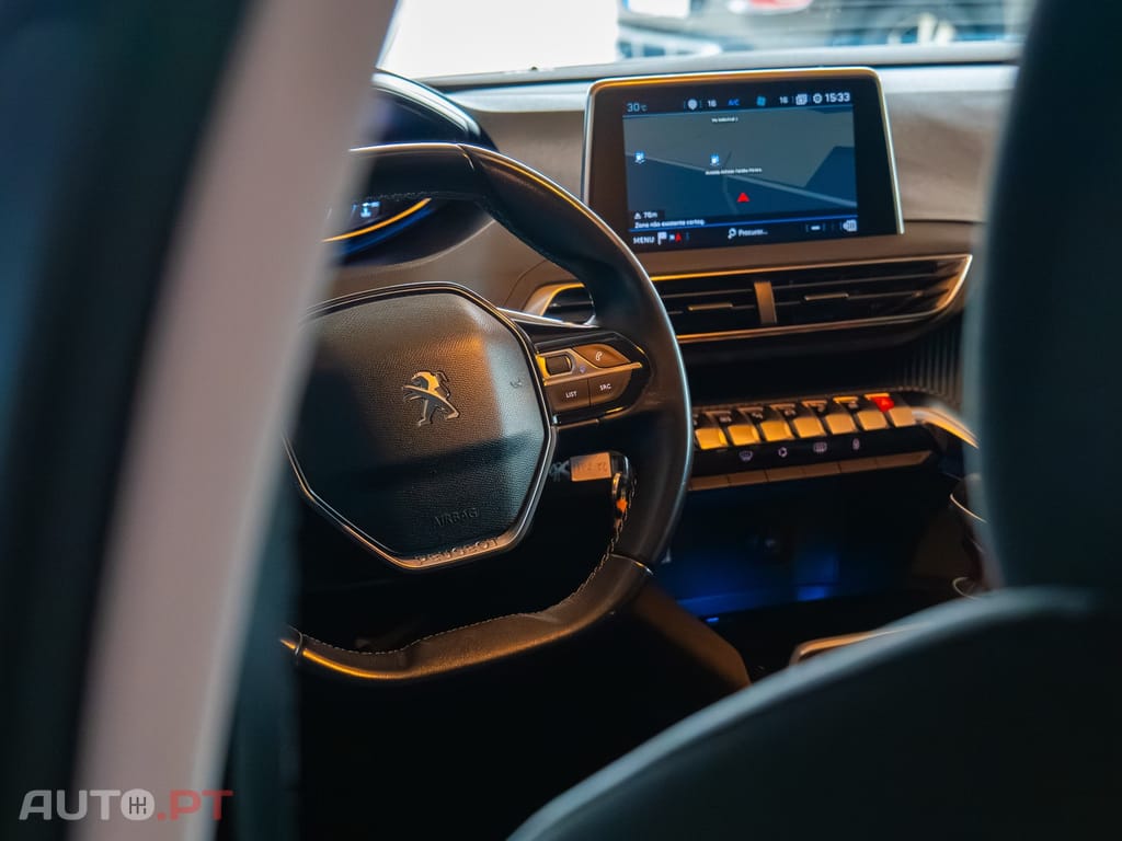 Peugeot 5008 1.5 BlueHDi Active