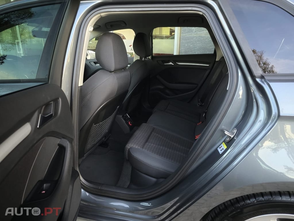 Audi A3 Sportback 1.6 TDI Attraction Ultra