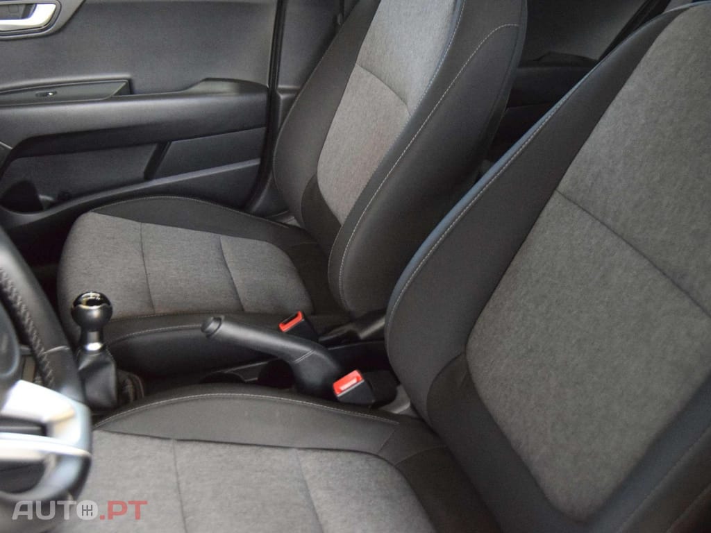 Kia Stonic 1.2 Dynamic