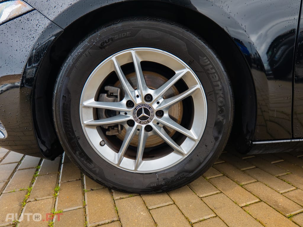 Mercedes-Benz A 180 d Business Solutions