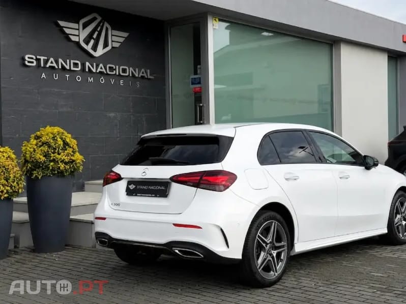 Mercedes-Benz A 250 e AMG Line
