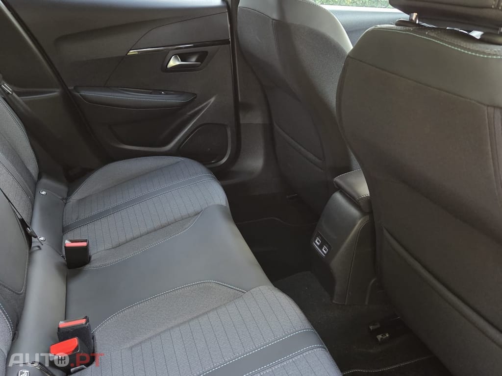 Peugeot 208 1.2 PureTech Active Pack