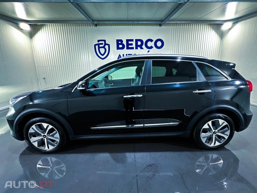 Kia Niro 64kWh Premium Pack
