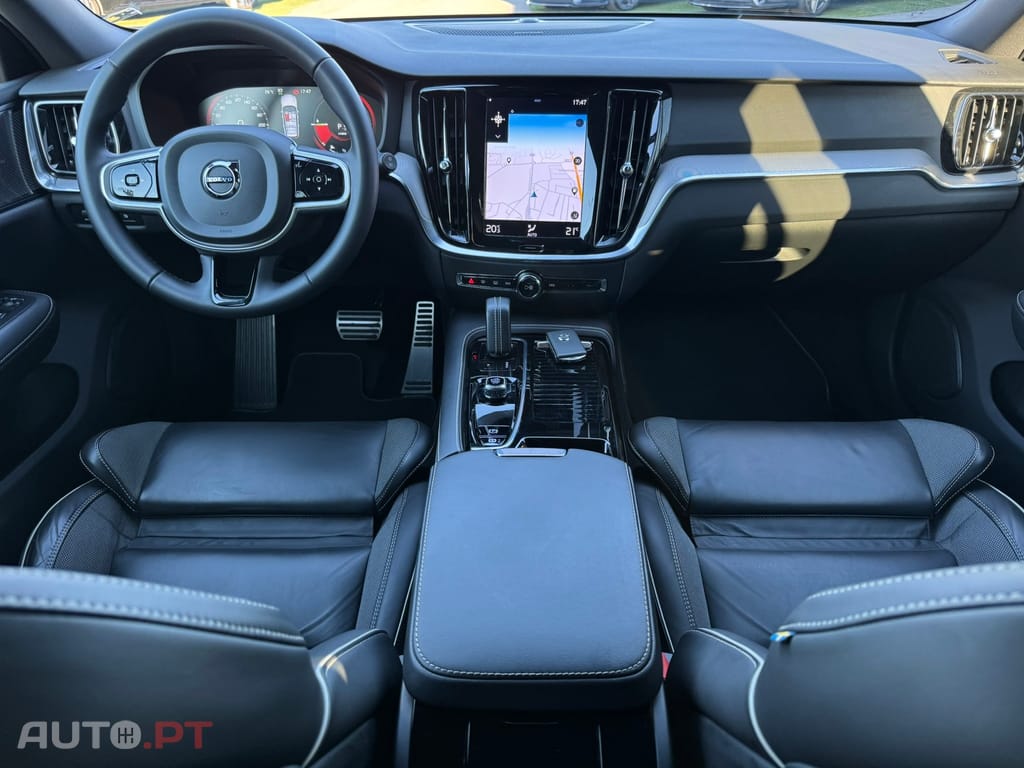 Volvo V60 2.0 T6 AWD TE R-Design