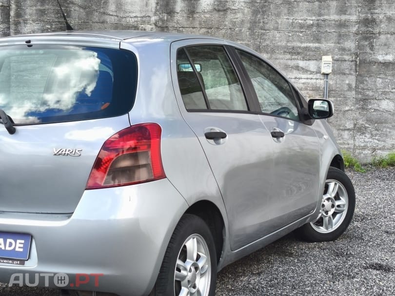 Toyota Yaris 1.0 VVT-i
