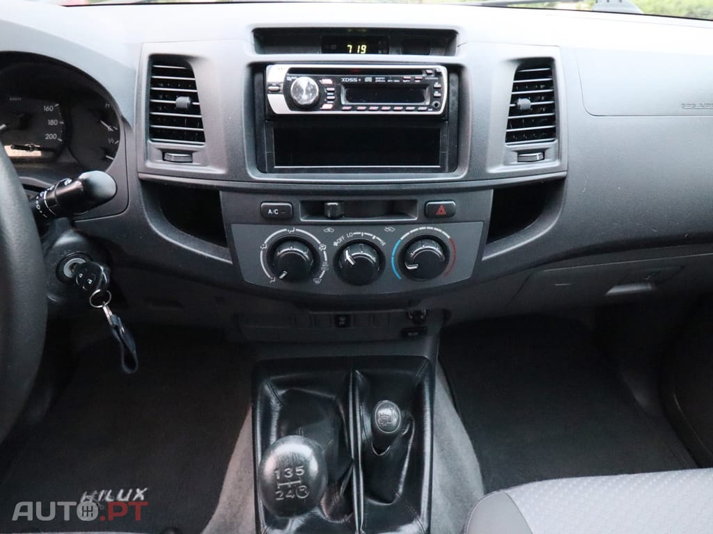 Toyota Hilux 2.5 D-4D 4WD CD PM