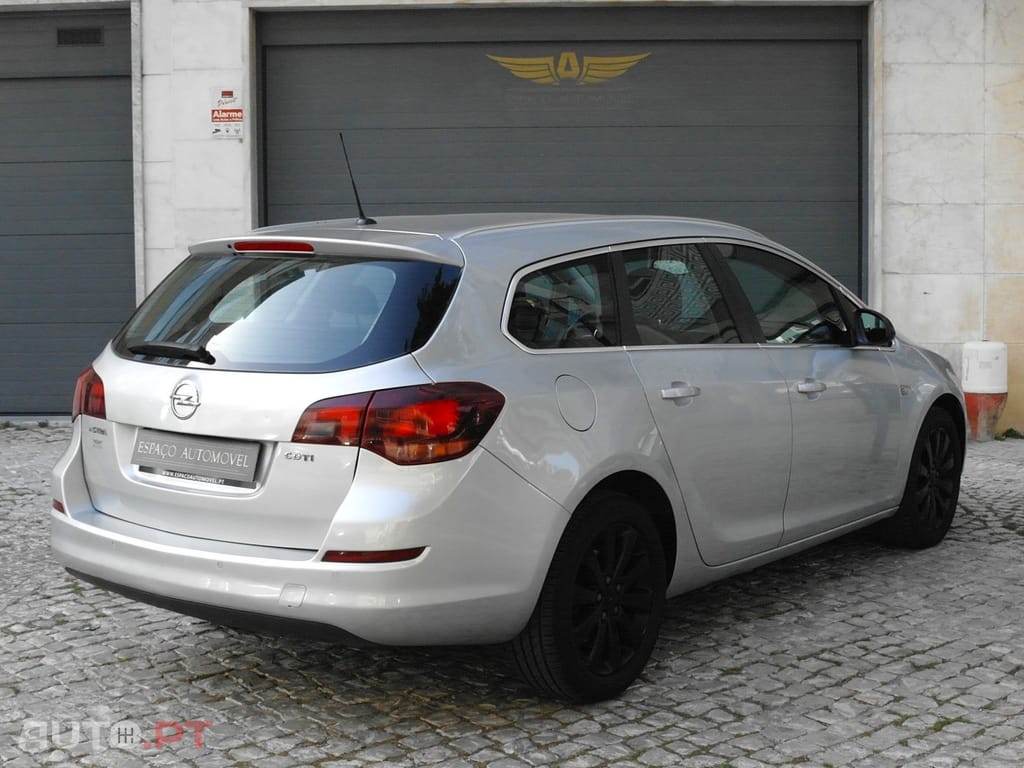 Opel Astra Sports Tourer 1.7 CDTi Cosmo