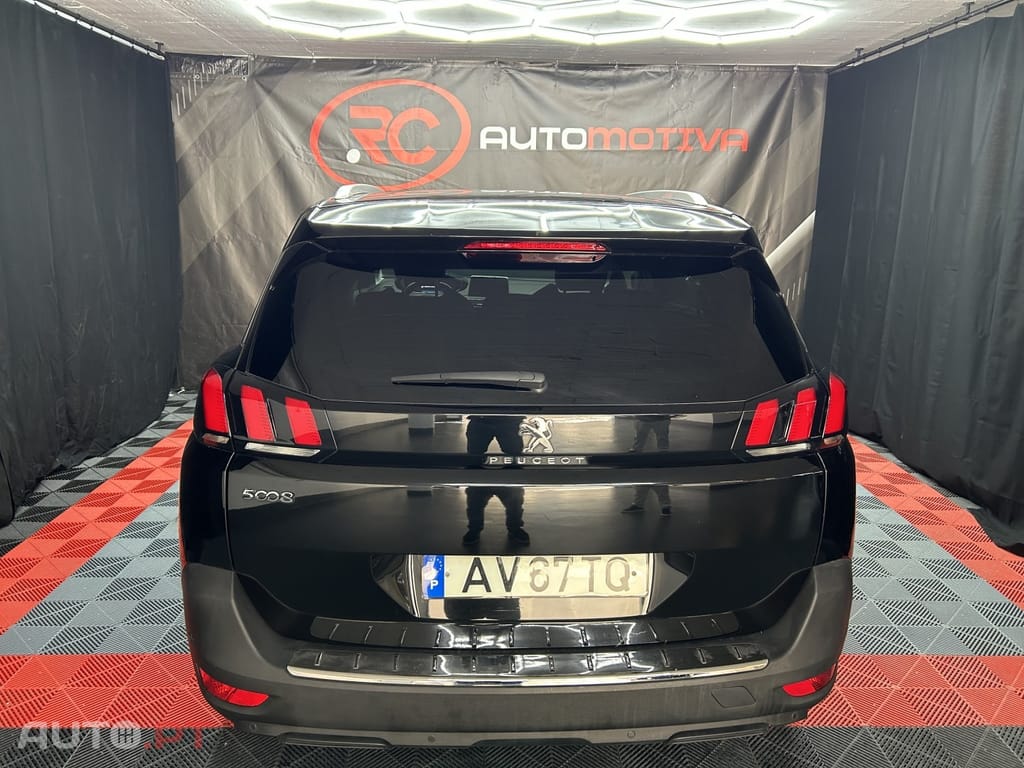 Peugeot 5008 1.6 HDi Allure J18