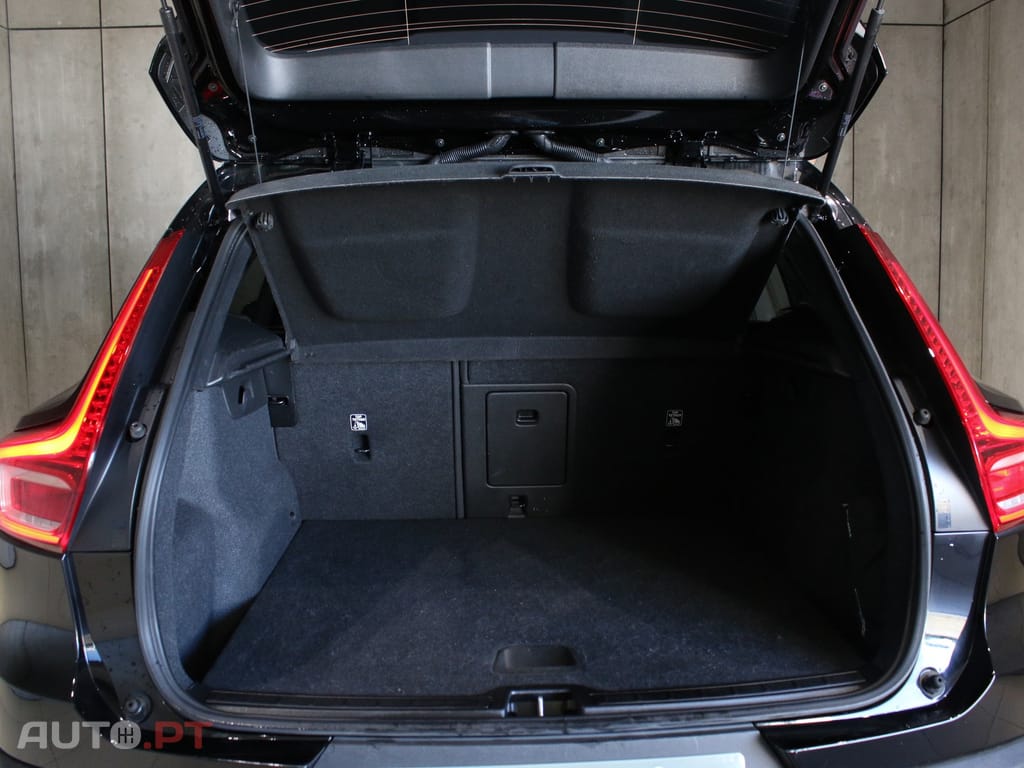 Volvo XC40 Recharge Core