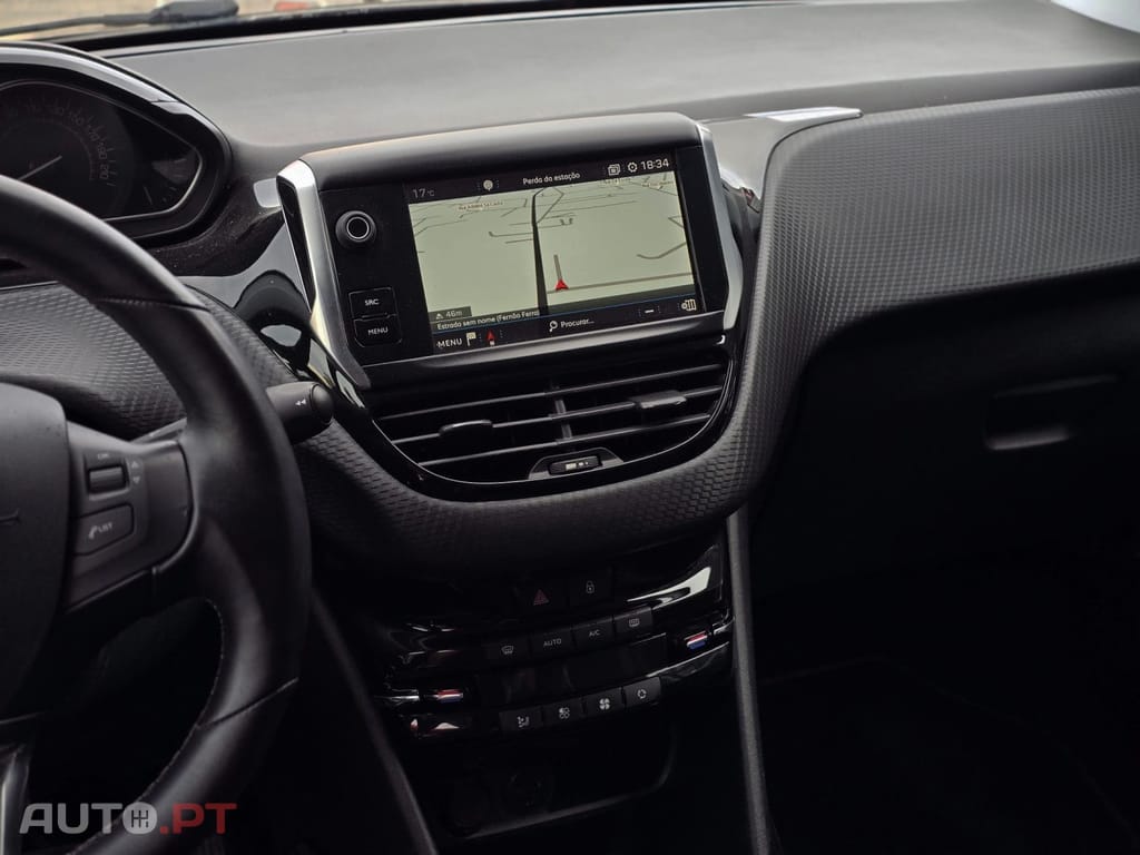 Peugeot 2008 1.6 BlueHDi Active