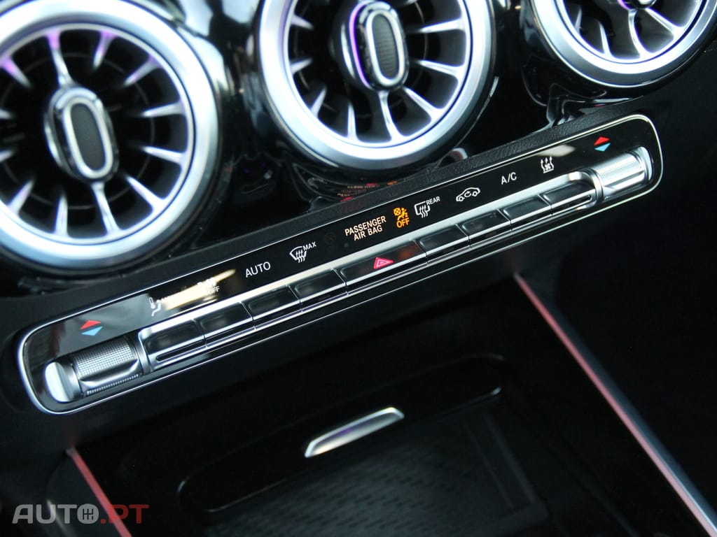 Mercedes-Benz EQA 250 AMG Line